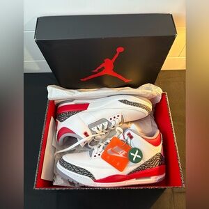Air Jordan 3 Retro Sneakers - White, Fire Red - Black